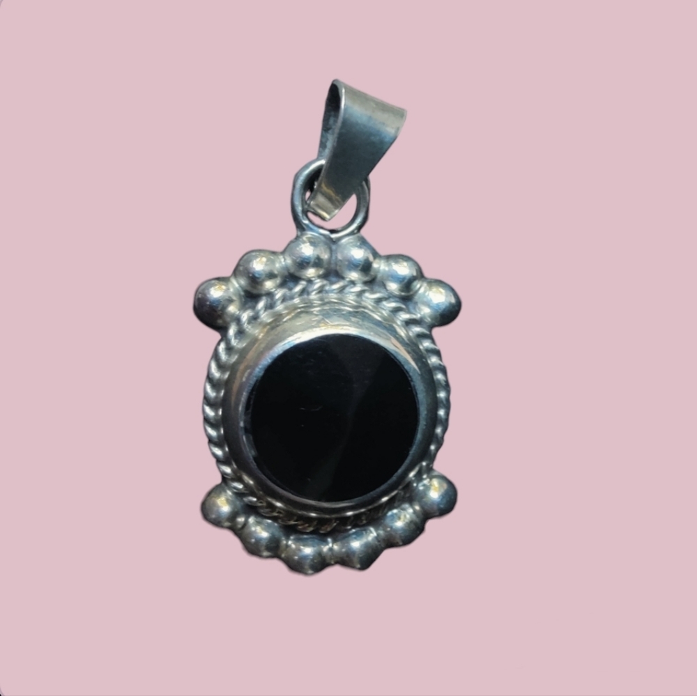 Sterling Silver Onyx Pendant